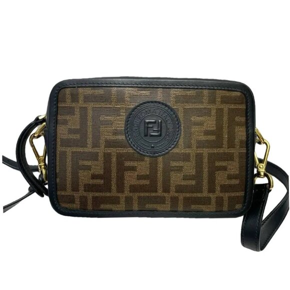 Fendi Camera Shoulder Bag fbcco735-102225 - Picture 1 of 14